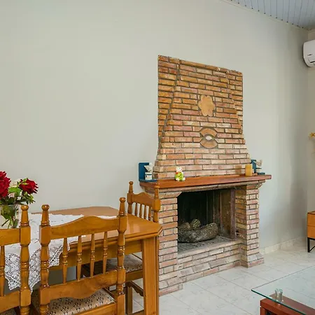 Krystalia House Apartamento