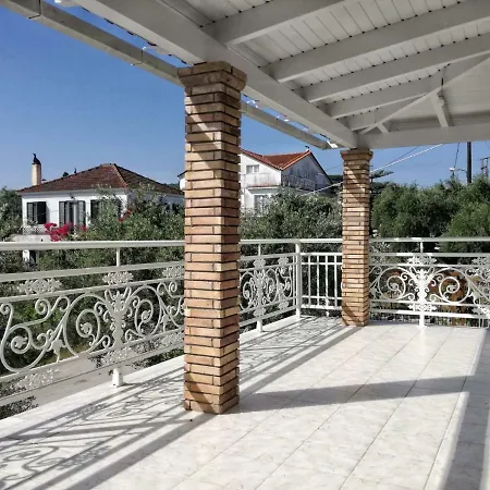 Krystalia House Méson Yerakaríon